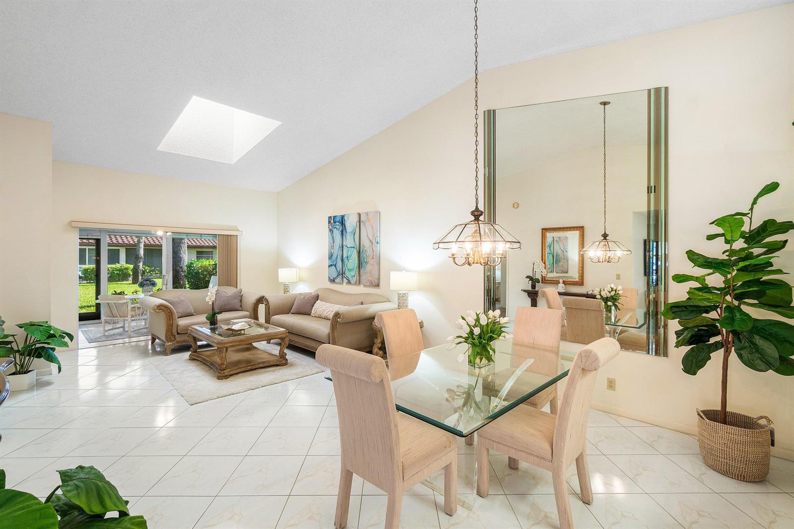 6123 Waldwick Circle, Delray Beach FL 33484