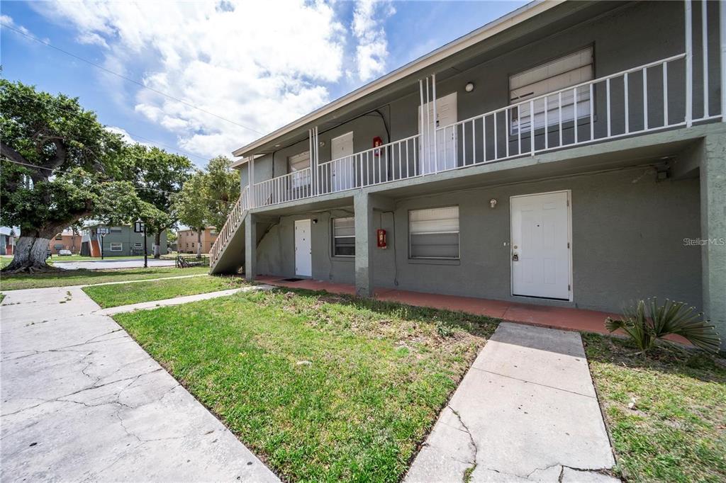 702 MICHIGAN COURT UNIT 1