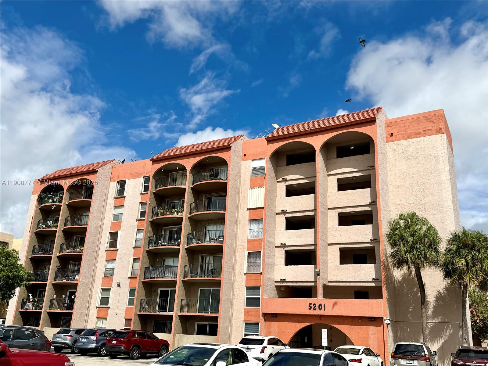 5201 NW 7th St # 212, Miami FL 33126