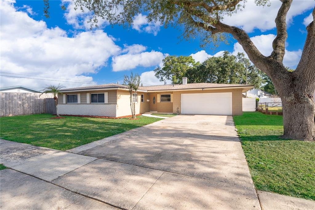 4707 PINELLAS DRIVE