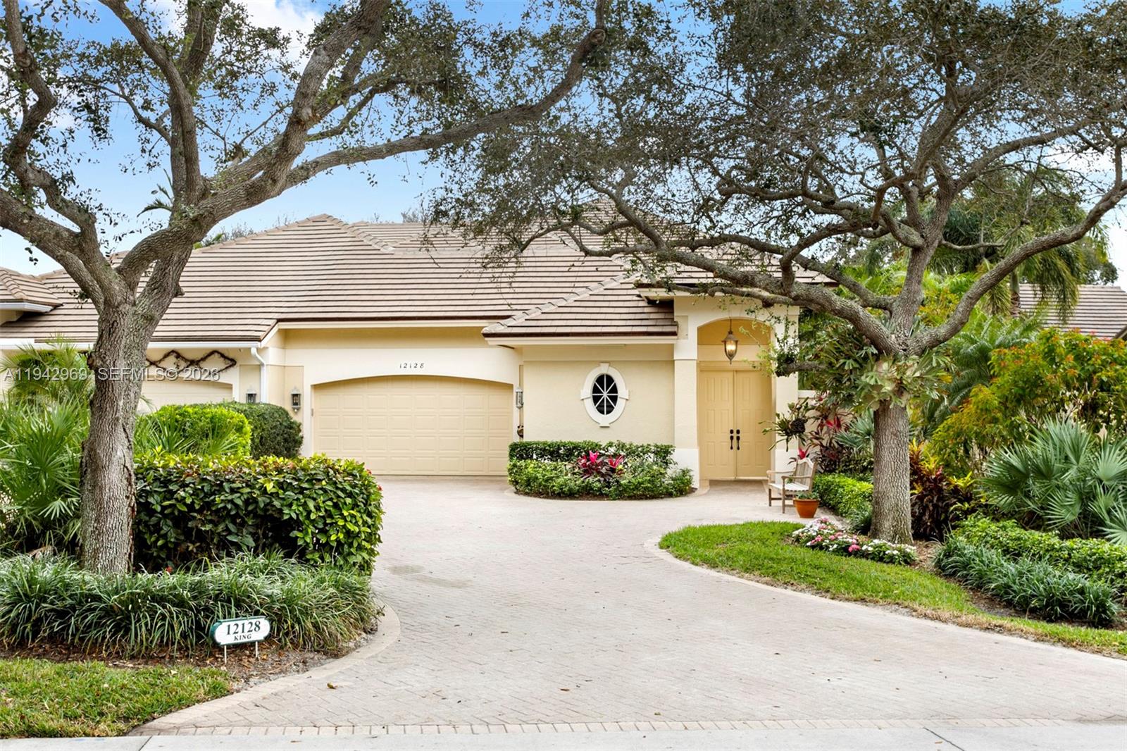 12128 SE Birkdale Run, Tequesta FL 33469