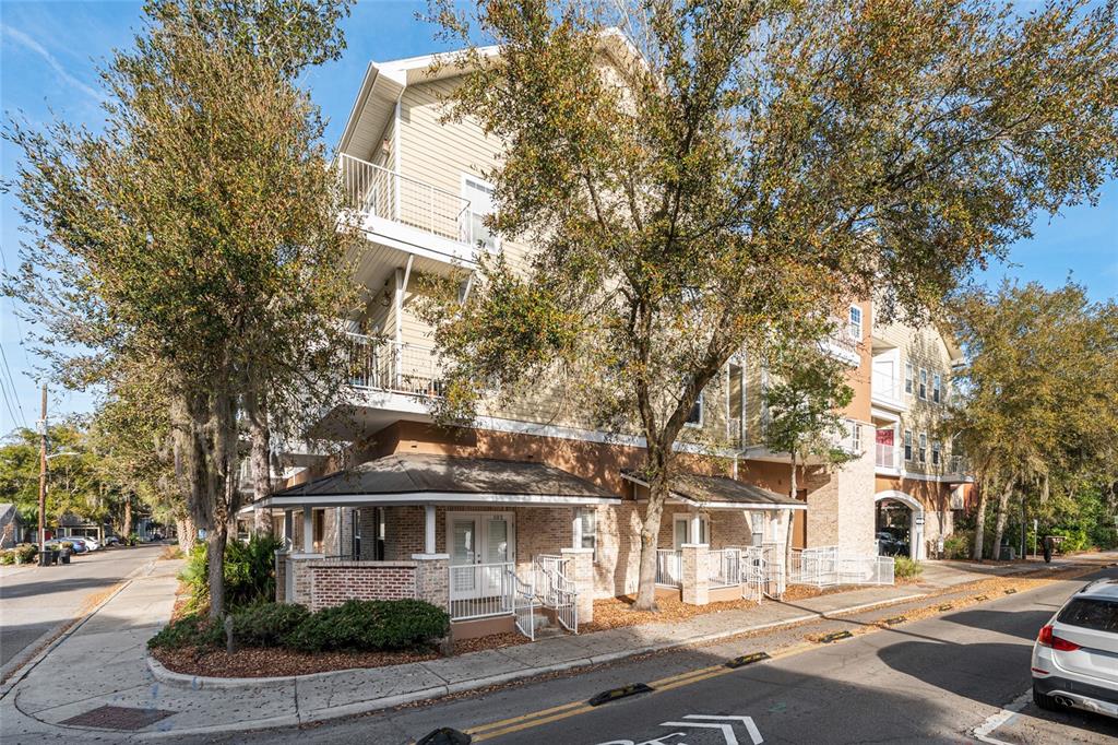1500 NW 4TH AVENUE UNIT 305