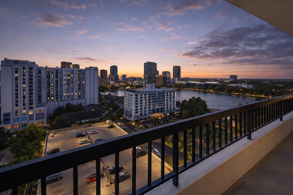 530 E CENTRAL BOULEVARD UNIT 1602, ORLANDO, FL — photo 3 of 25