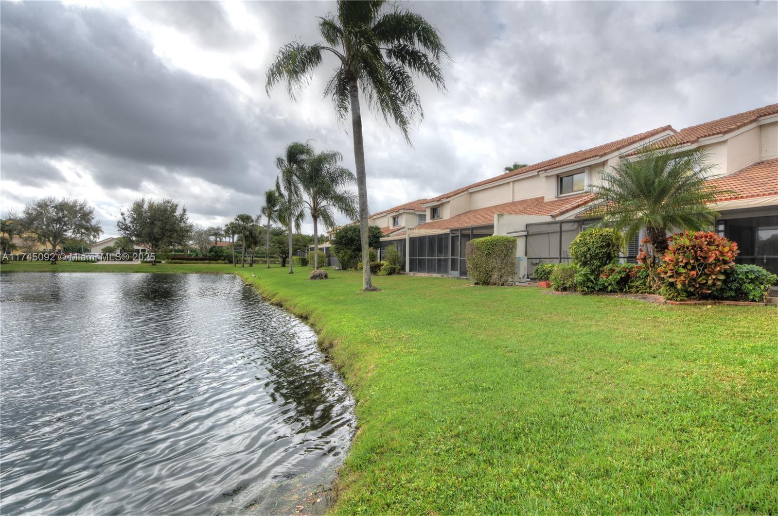 8639 Eagle Run Dr # 11, Boca Raton FL 33434