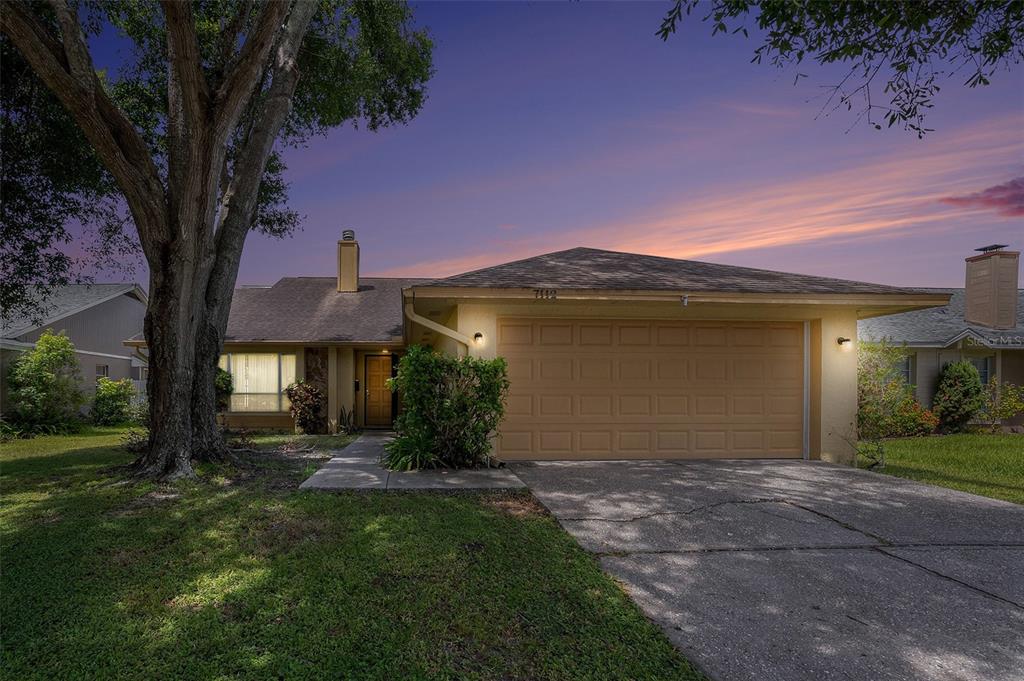 7112 HOLLOWELL DRIVE