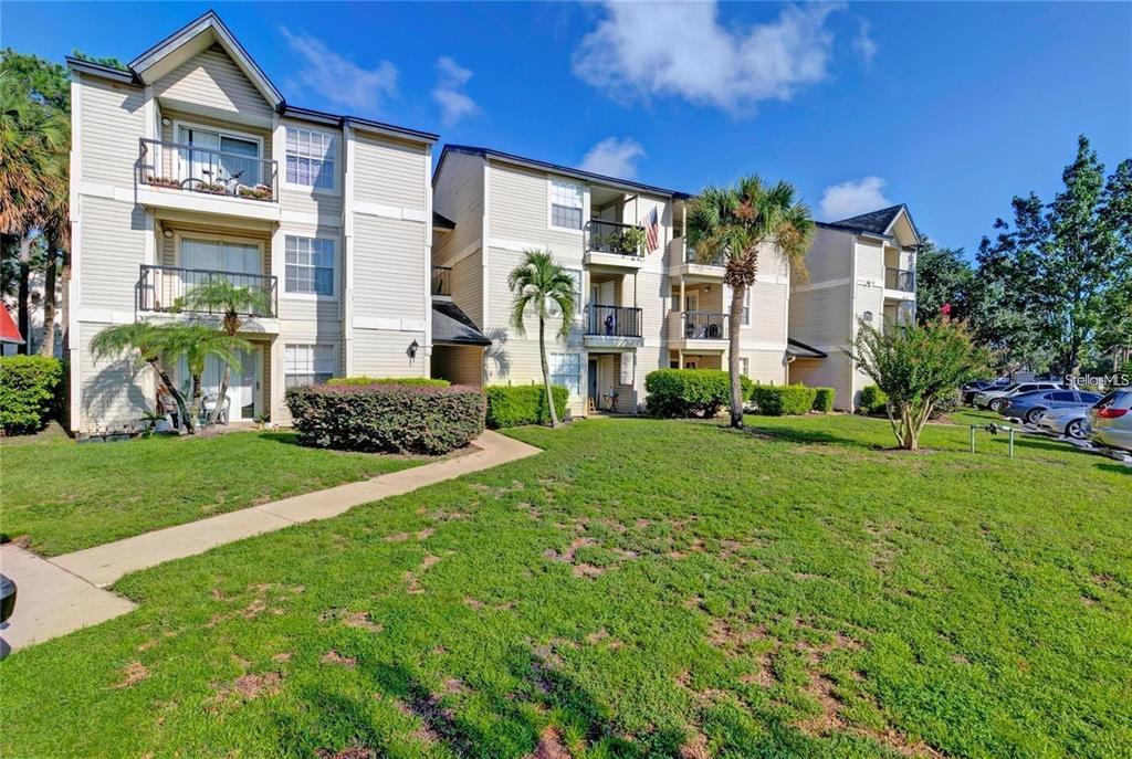1964 LAKE ATRIUMS CIRCLE UNIT 171