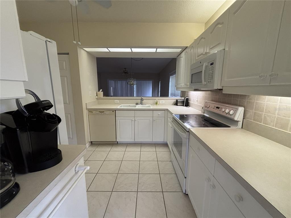 318 CLEARBROOK CIRCLE UNIT 106, VENICE, FL — photo 2 of 30
