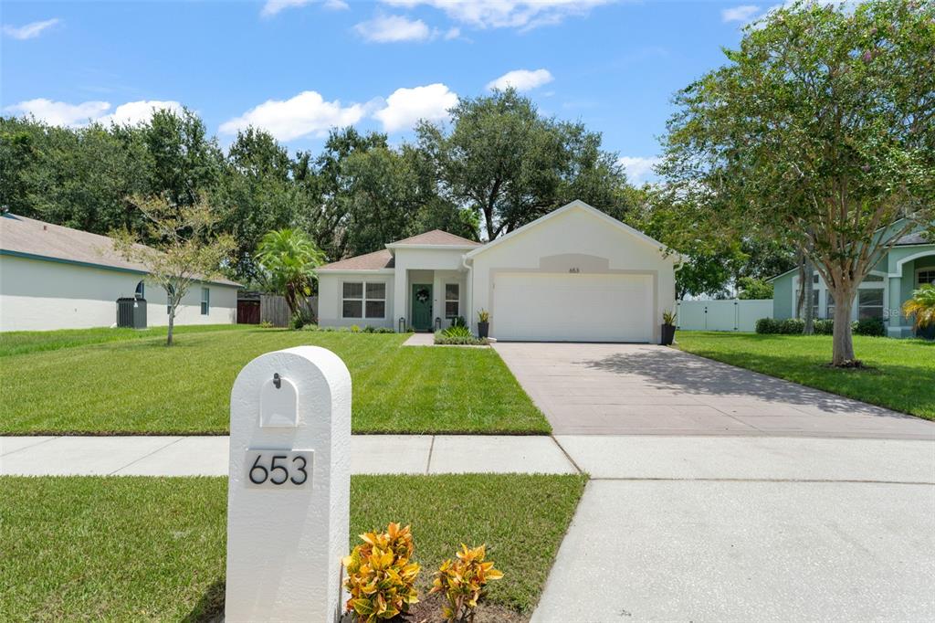 653 STEVELYNN CIRCLE