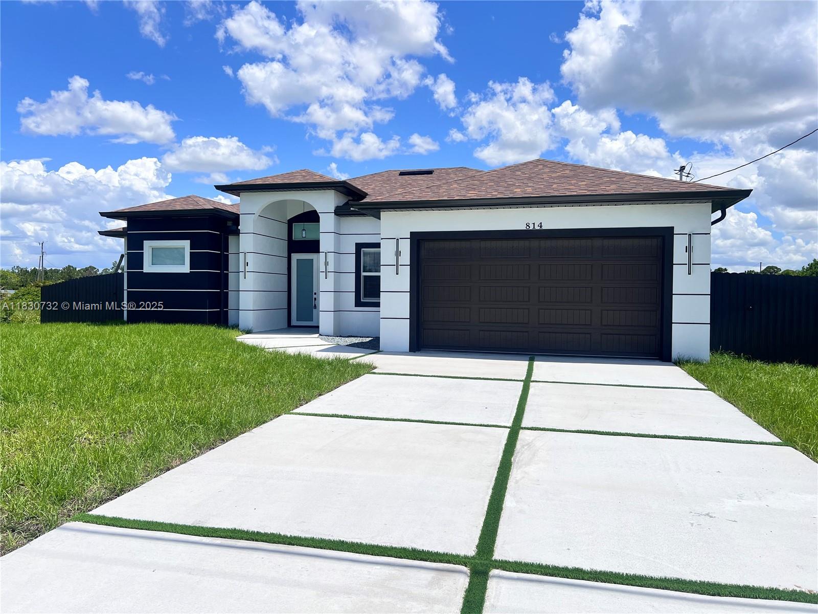 814 JAGUAR BLVD, Lehigh Acres FL 33974