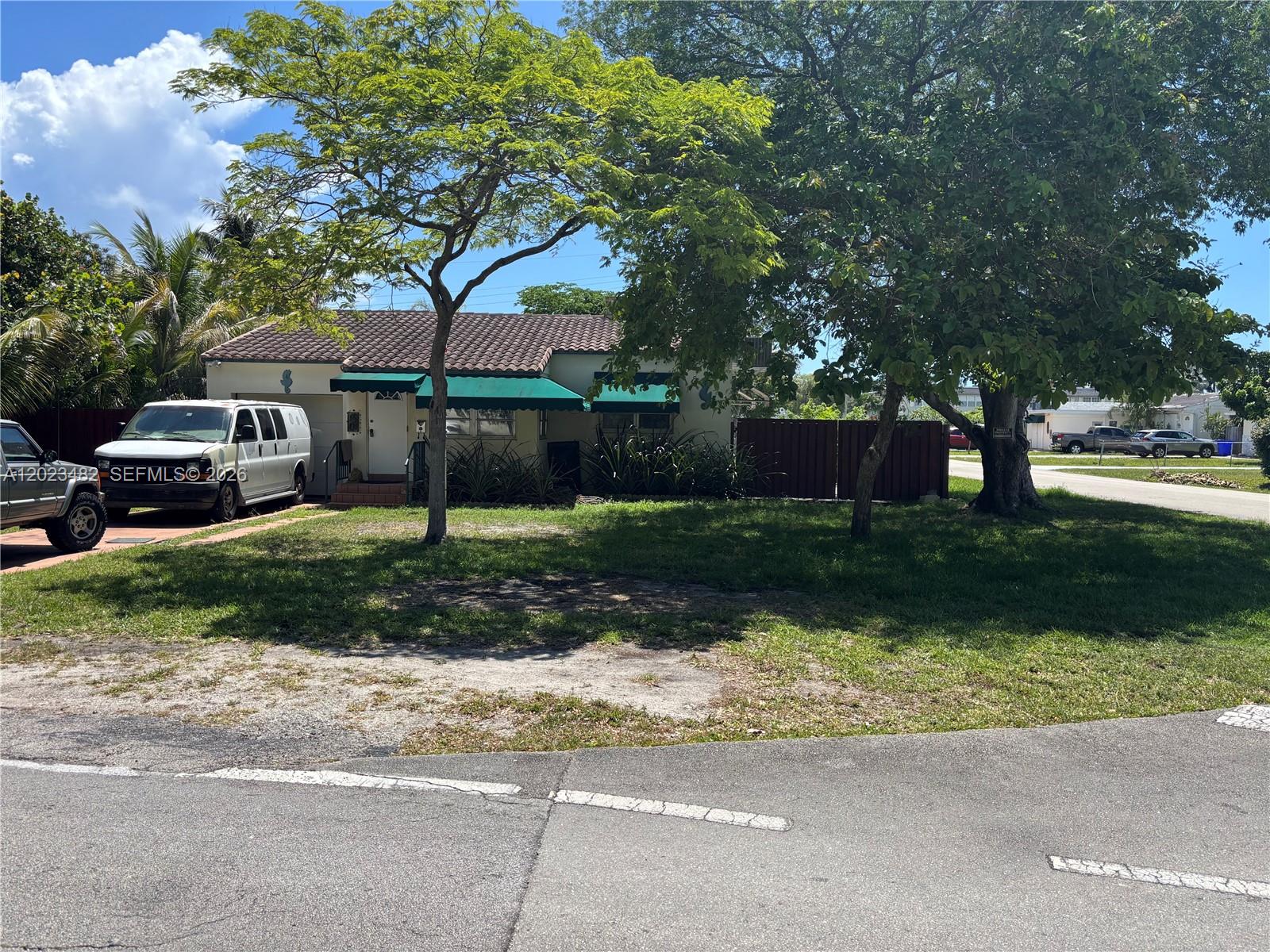 1501 N 16th Ct, Hollywood FL 33020