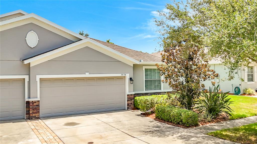 7434 SURREY PINES DRIVE