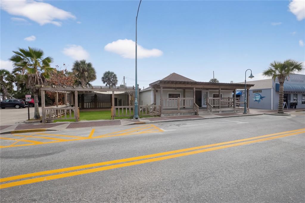 411 FLAGLER AVENUE UNIT B