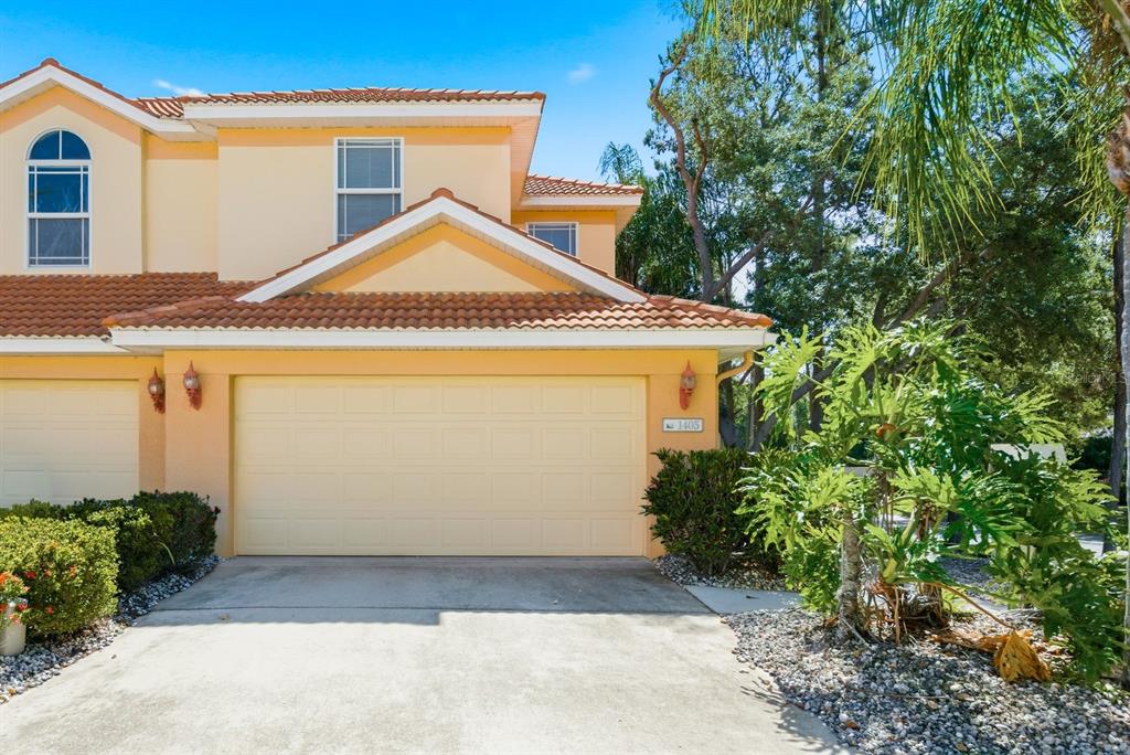 1405 RIDGE TERRACE