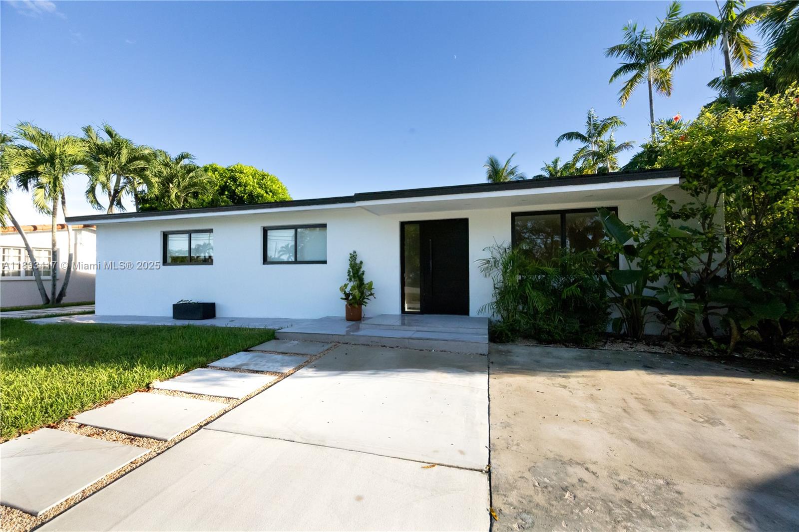10250 SW 32nd St, Miami FL 33165