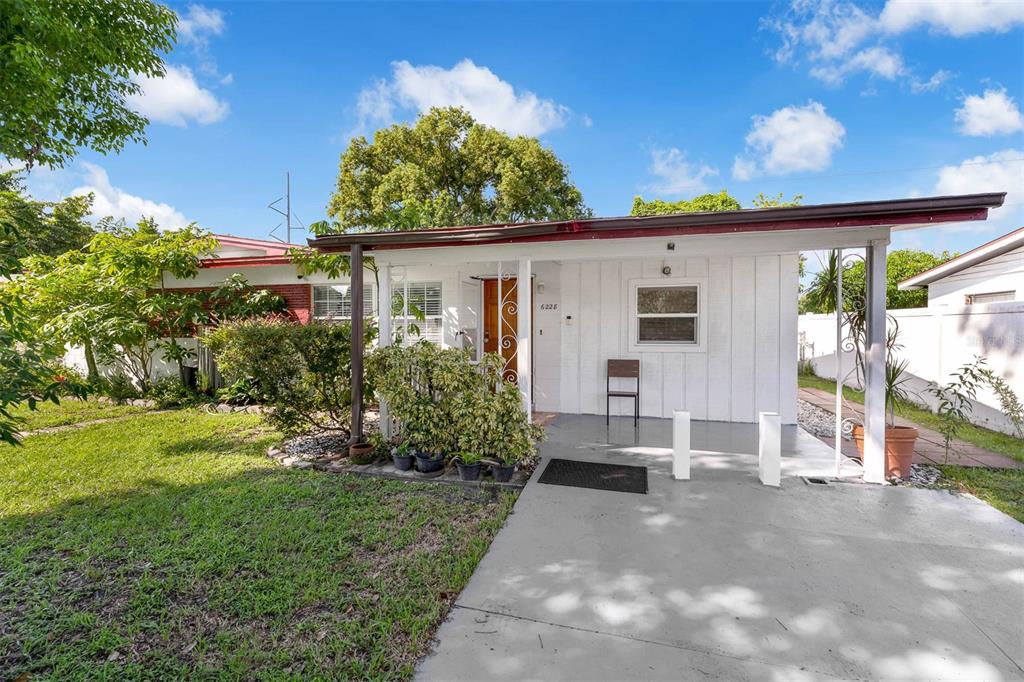 6228 HILLWOOD DRIVE