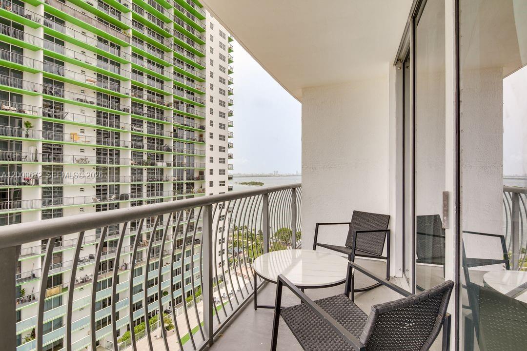 1750 N Bayshore Dr # 1909, Miami FL 33132