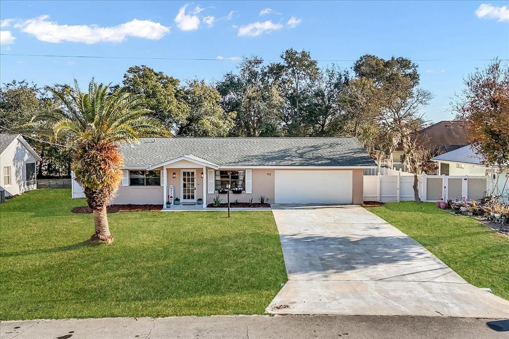 93 FREEPORT LANE