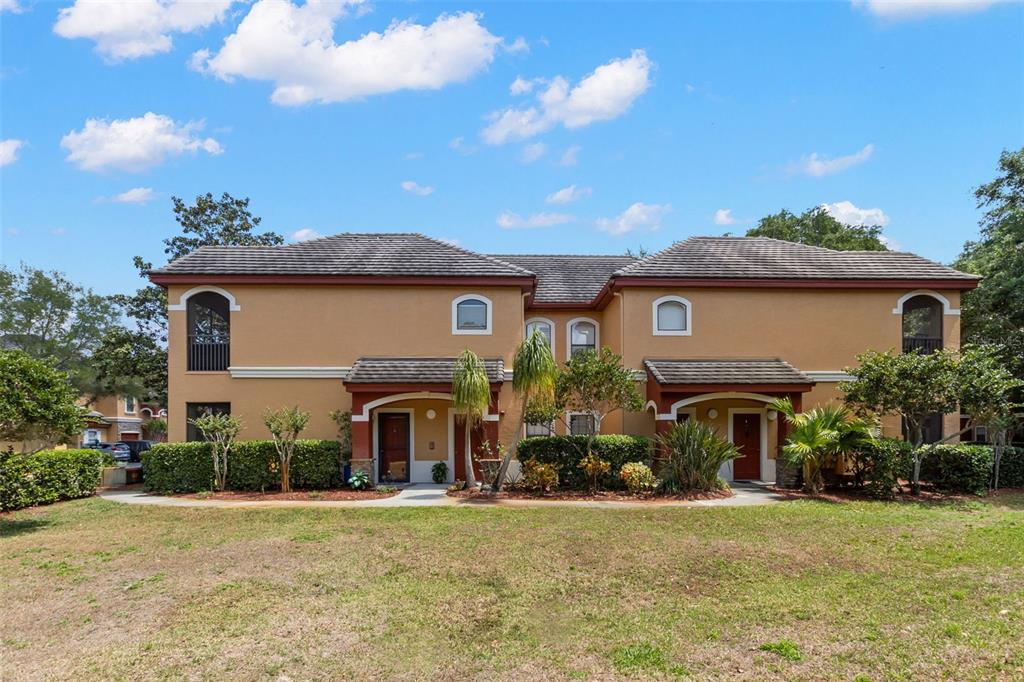 2200 TUSCANY TRACE UNIT 15