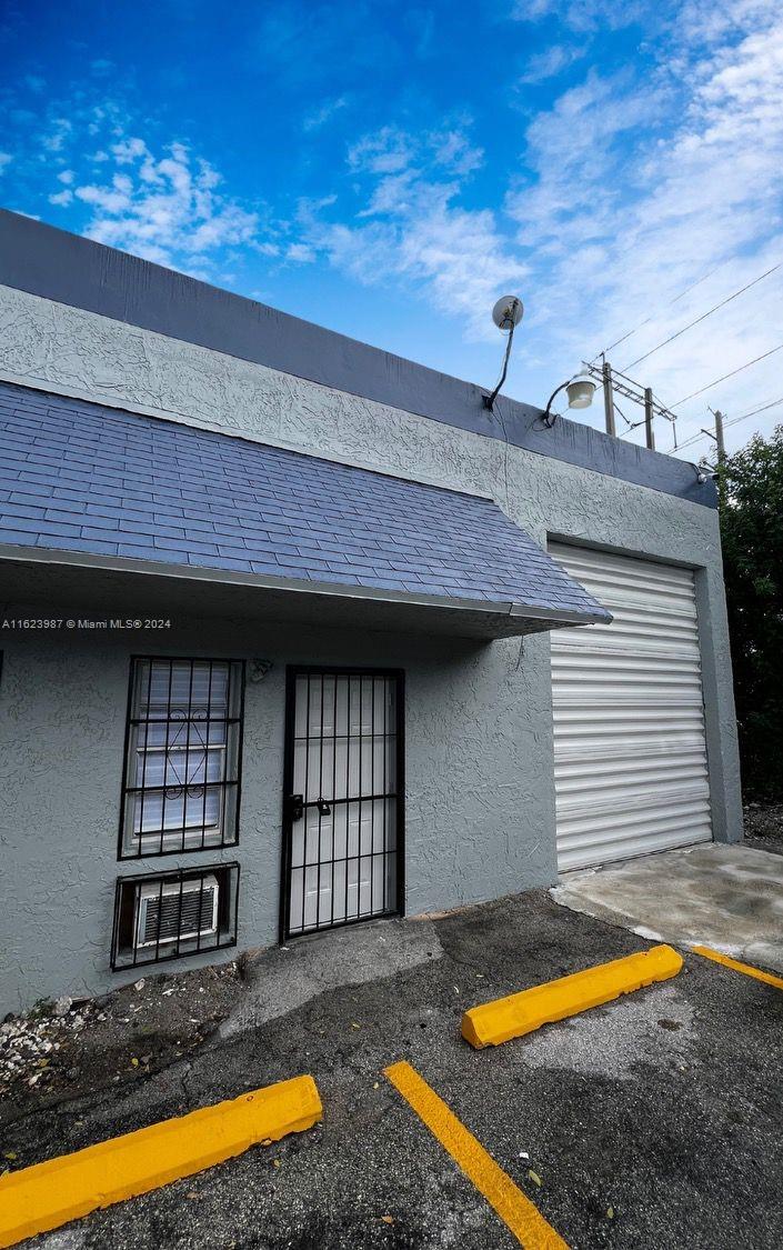 9355 W Okeechobee Rd # 14, Hialeah Gardens FL 33016