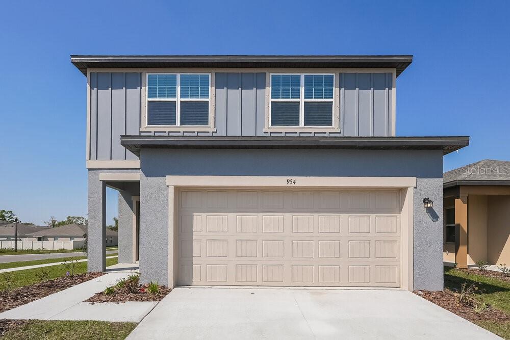 954 KELLY FERN LOOP