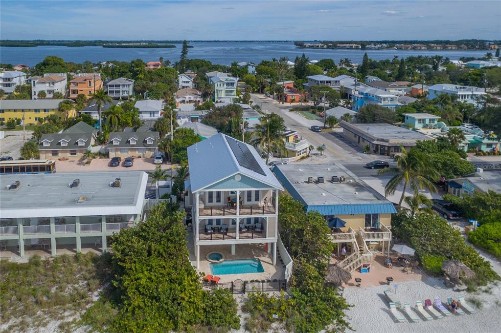 2302 GULF DRIVE N, BRADENTON BEACH, FL — photo 3 of 30