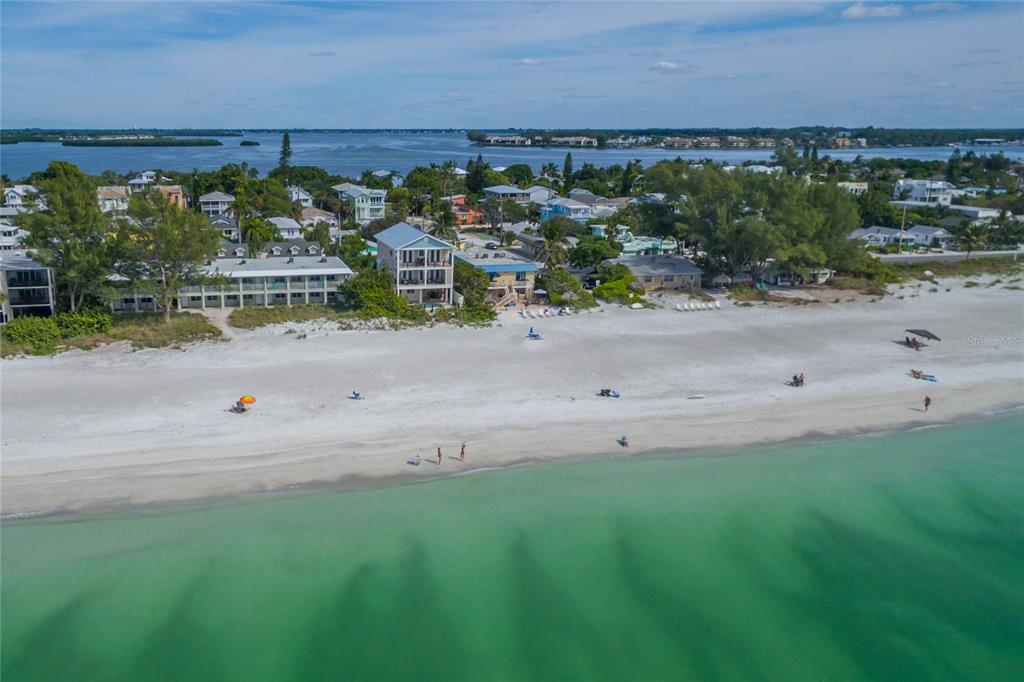 2302 GULF DRIVE N, BRADENTON BEACH, FL — photo 4 of 30