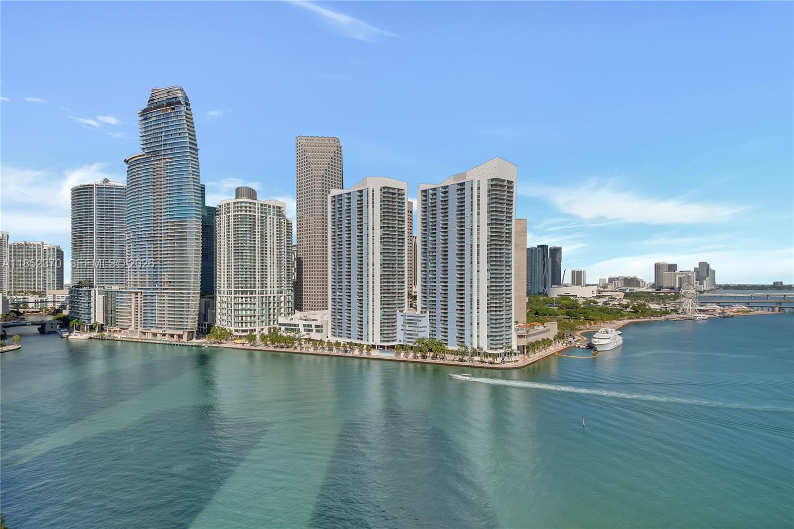 848 Brickell Key Dr # 1906, Miami FL 33131