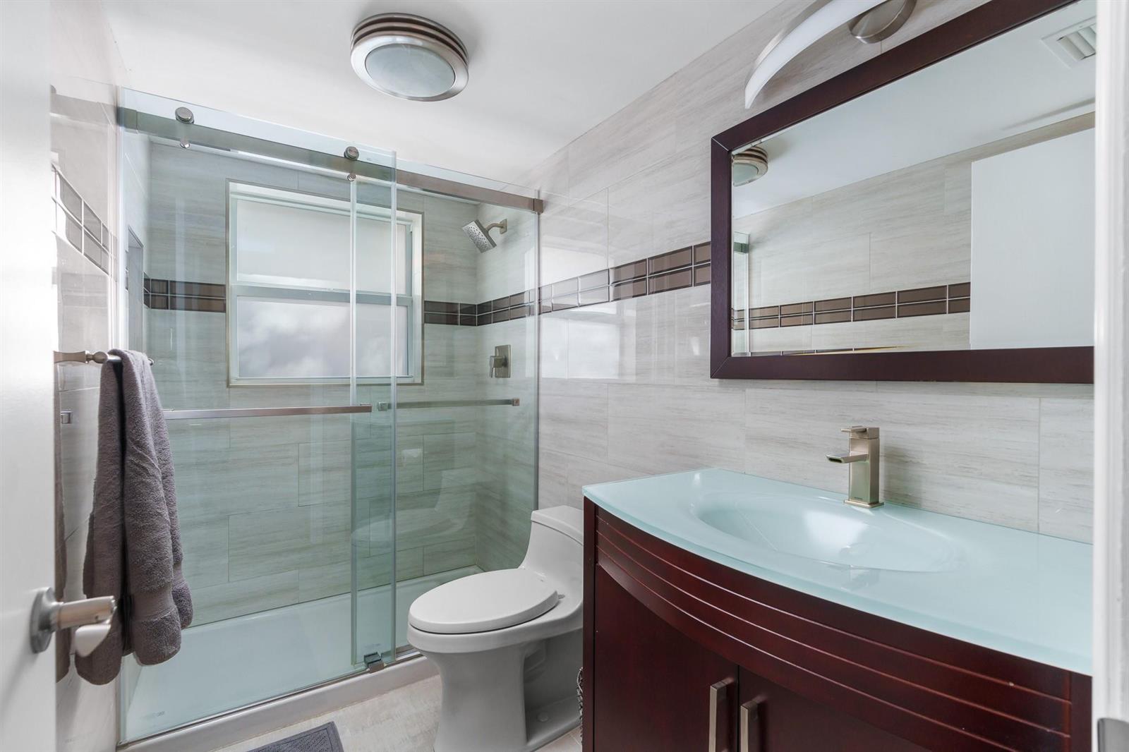 2015 NE 32nd Court # 25, Pompano Beach FL 33064