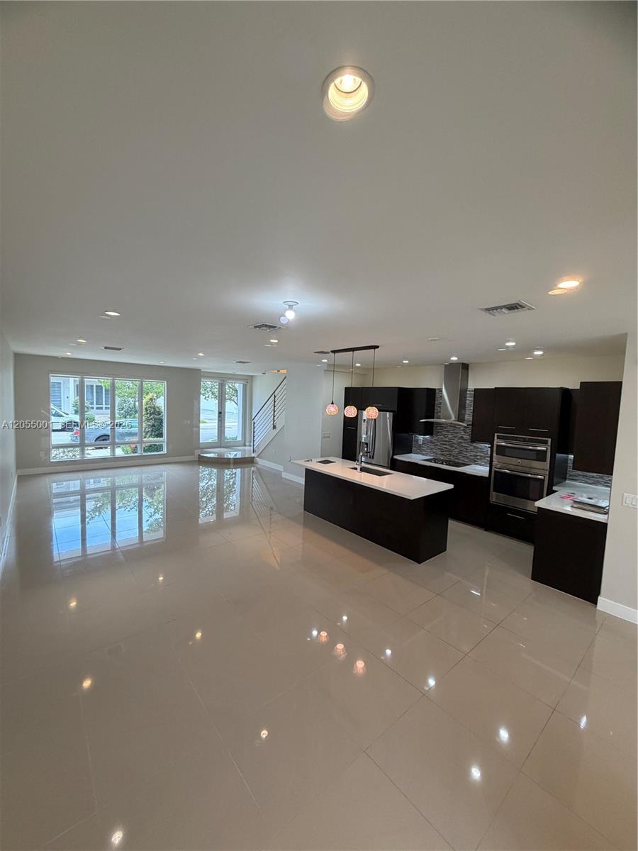 6440 NW 103rd Psge # 6440, Doral FL 33178