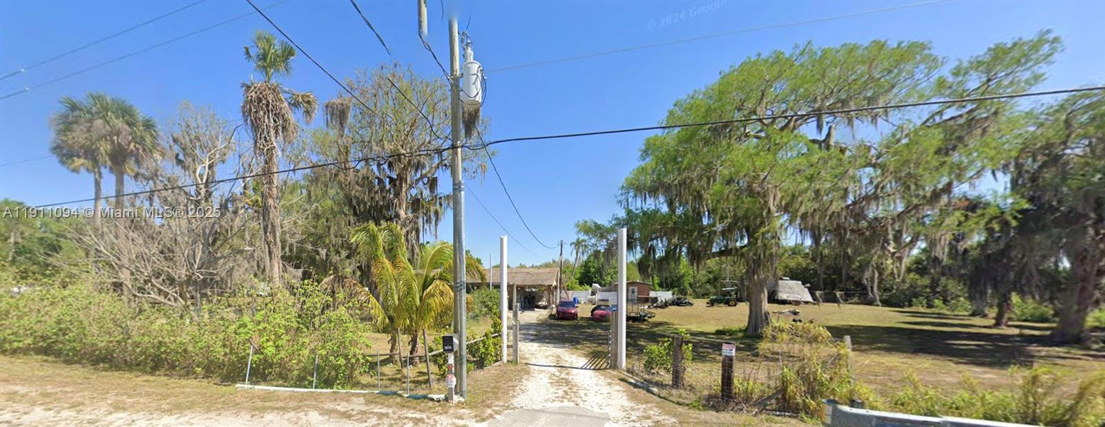 11625 US Highway 441 SE, Okeechobee FL 34974