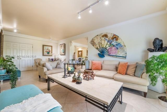 1400 Salzedo St # 305, Coral Gables FL 33134