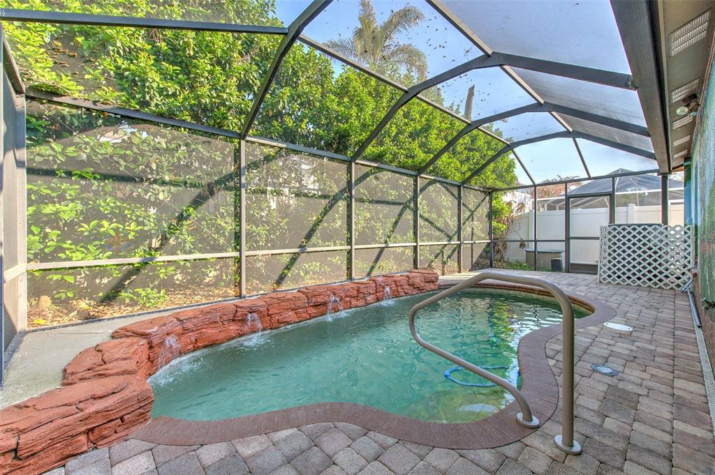 4719 PORTOBELLO CIRCLE, VALRICO, FL — photo 2 of 30