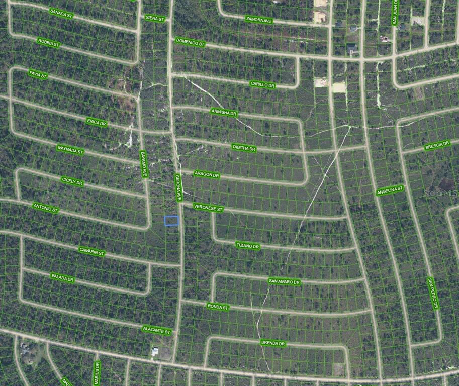 This is an aerial map showing a highlighted vacant residential lot in a suburban neighborhood — 4055 GERONA AVENUE, SEBRING, FL