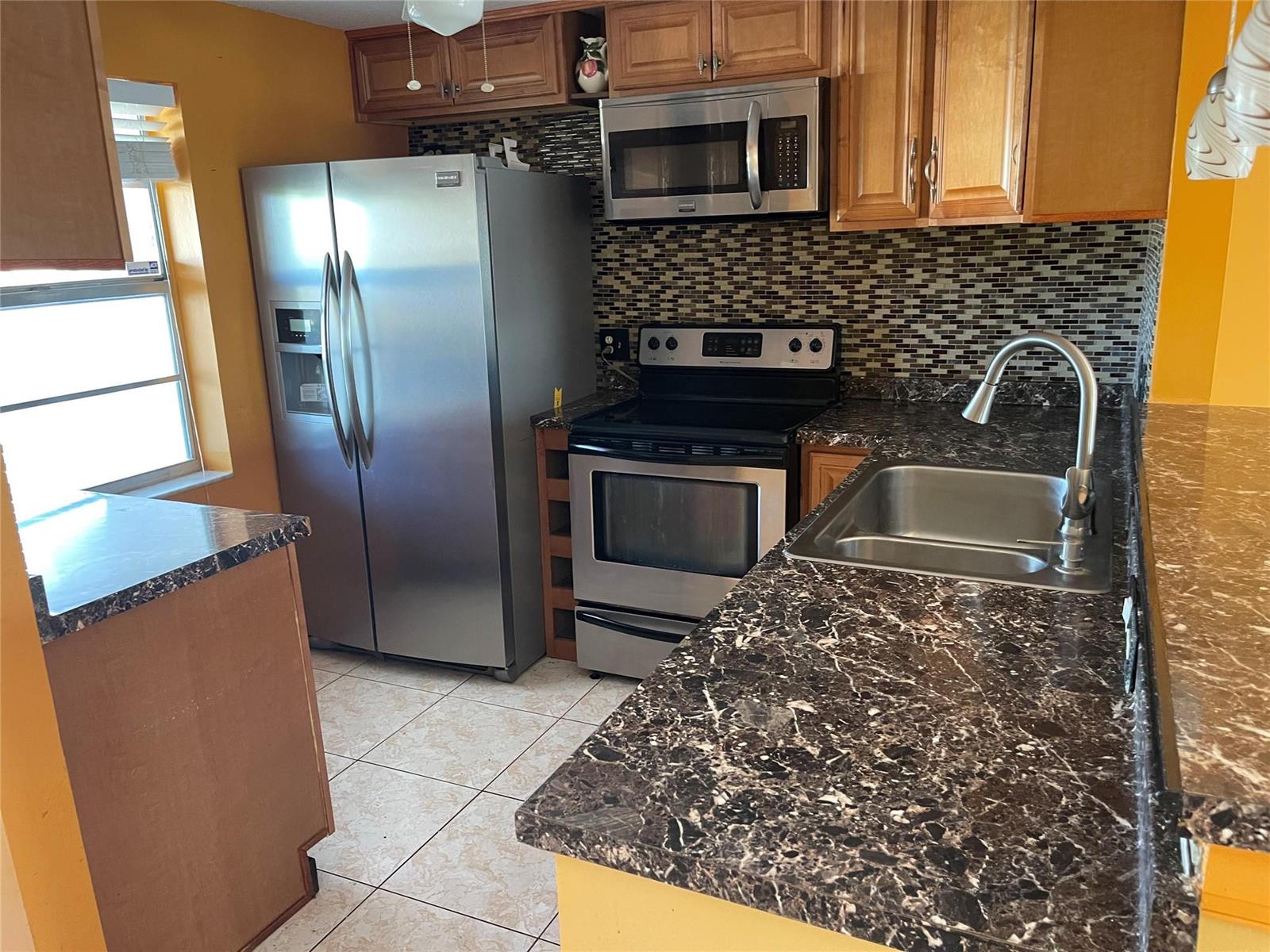 1025 Country Club Drive # 407, Margate FL 33063
