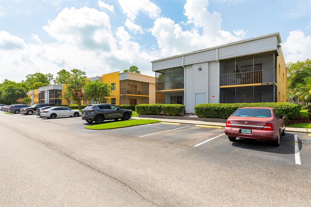 2627 OAK PARK WAY UNIT 102