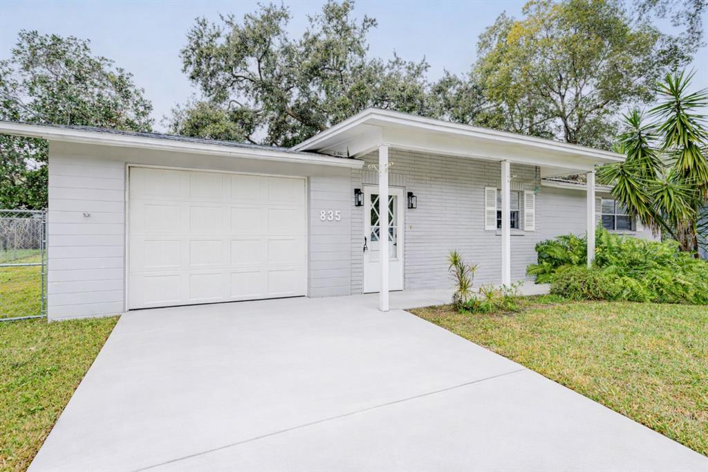 835 5TH STREET