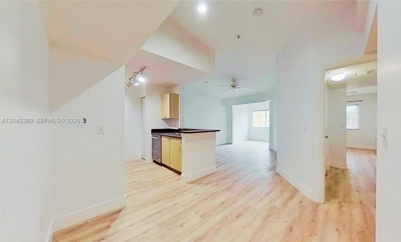 2544 Centergate Dr # 303, Miramar FL 33025