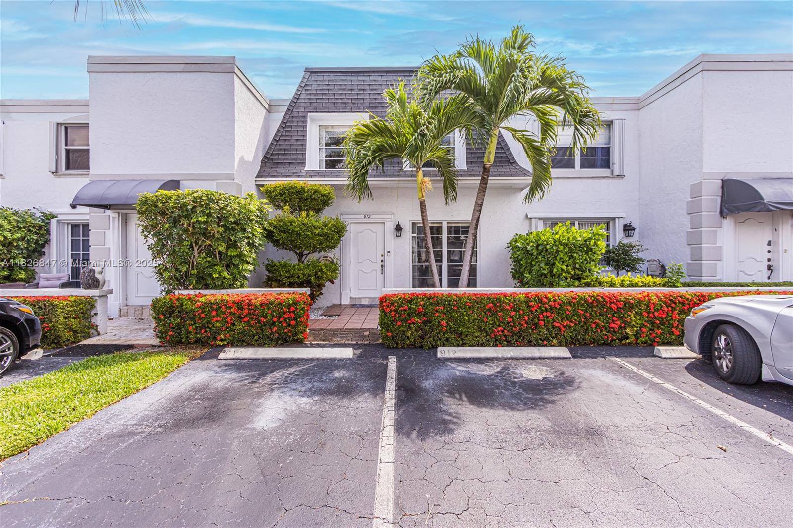 912 NE 27th Ave, Hallandale Beach FL 33009