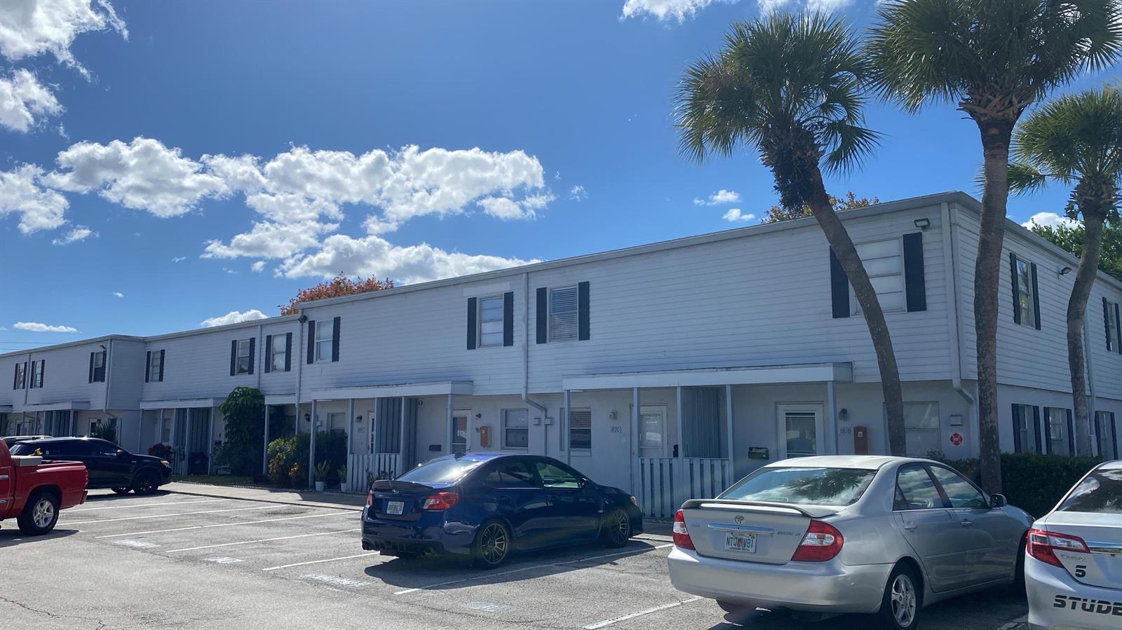 1820 Amberly Avenue # 10, Orlando FL 32822