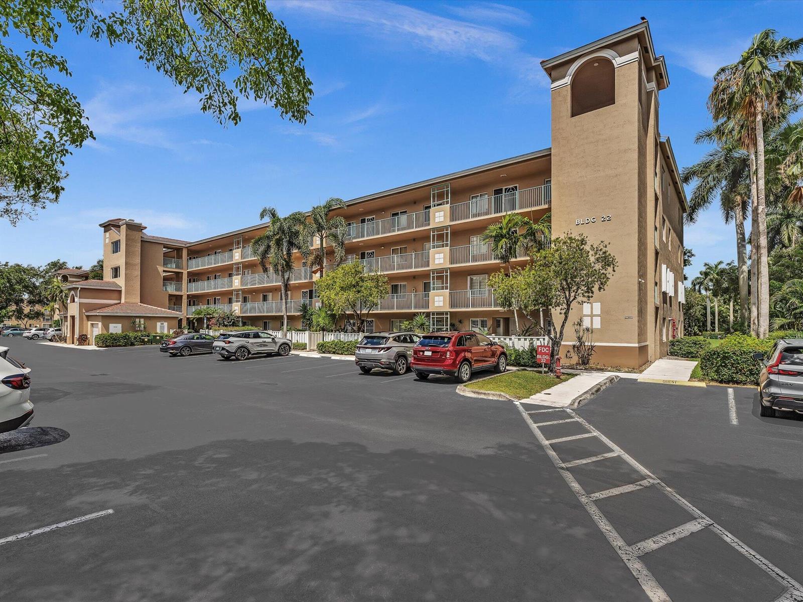 12511 Imperial Isle Drive # 402, Boynton Beach FL 33437