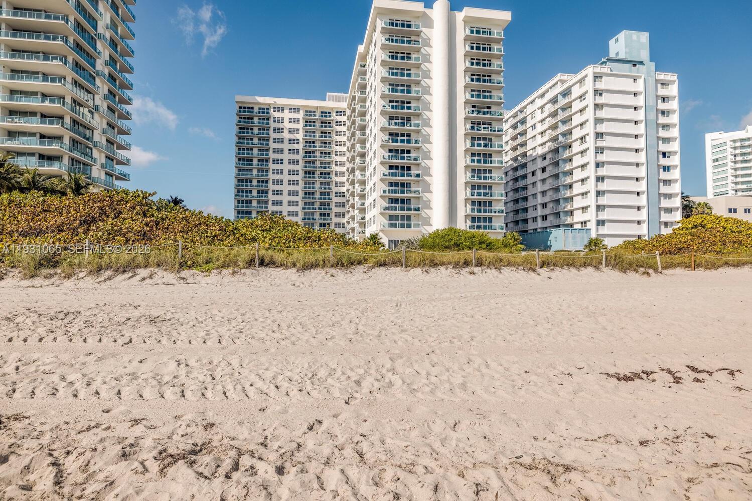 6917 Collins Ave # 1008, Miami Beach FL 33141