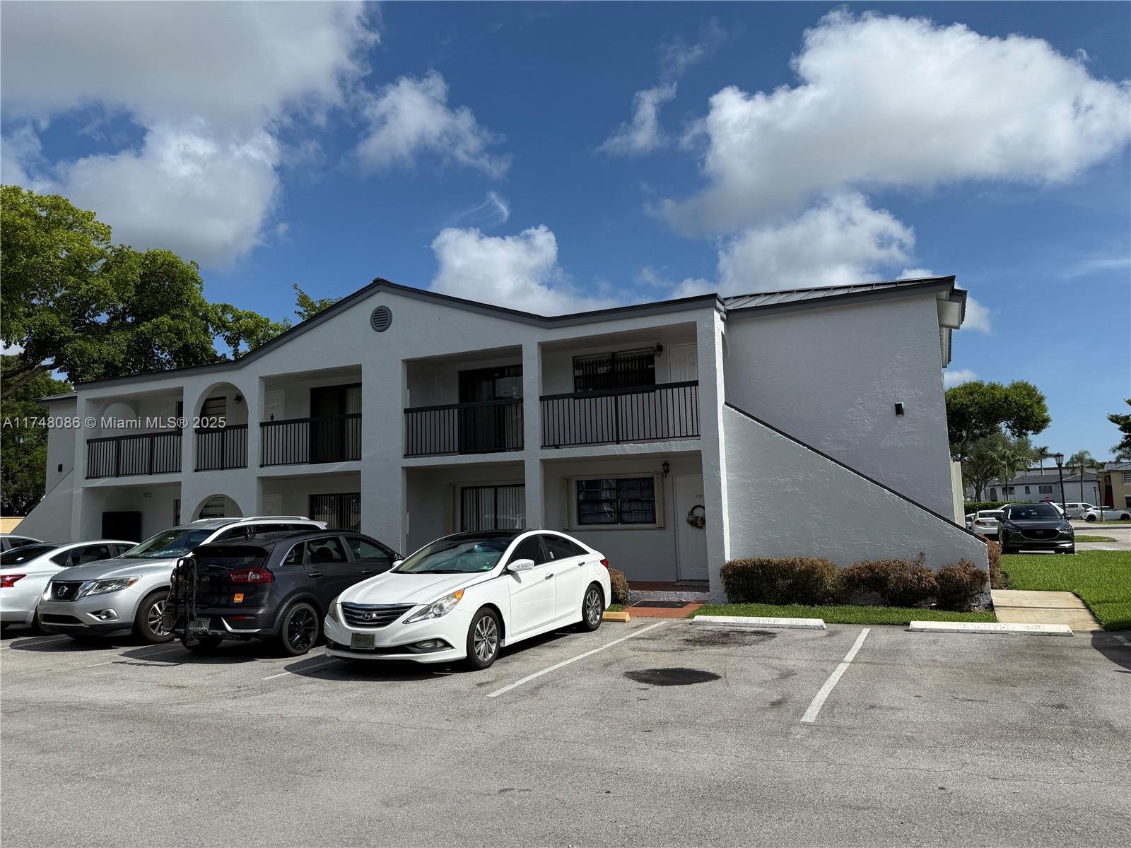 18224 Mediterranean Blvd # 17, Hialeah FL 33015