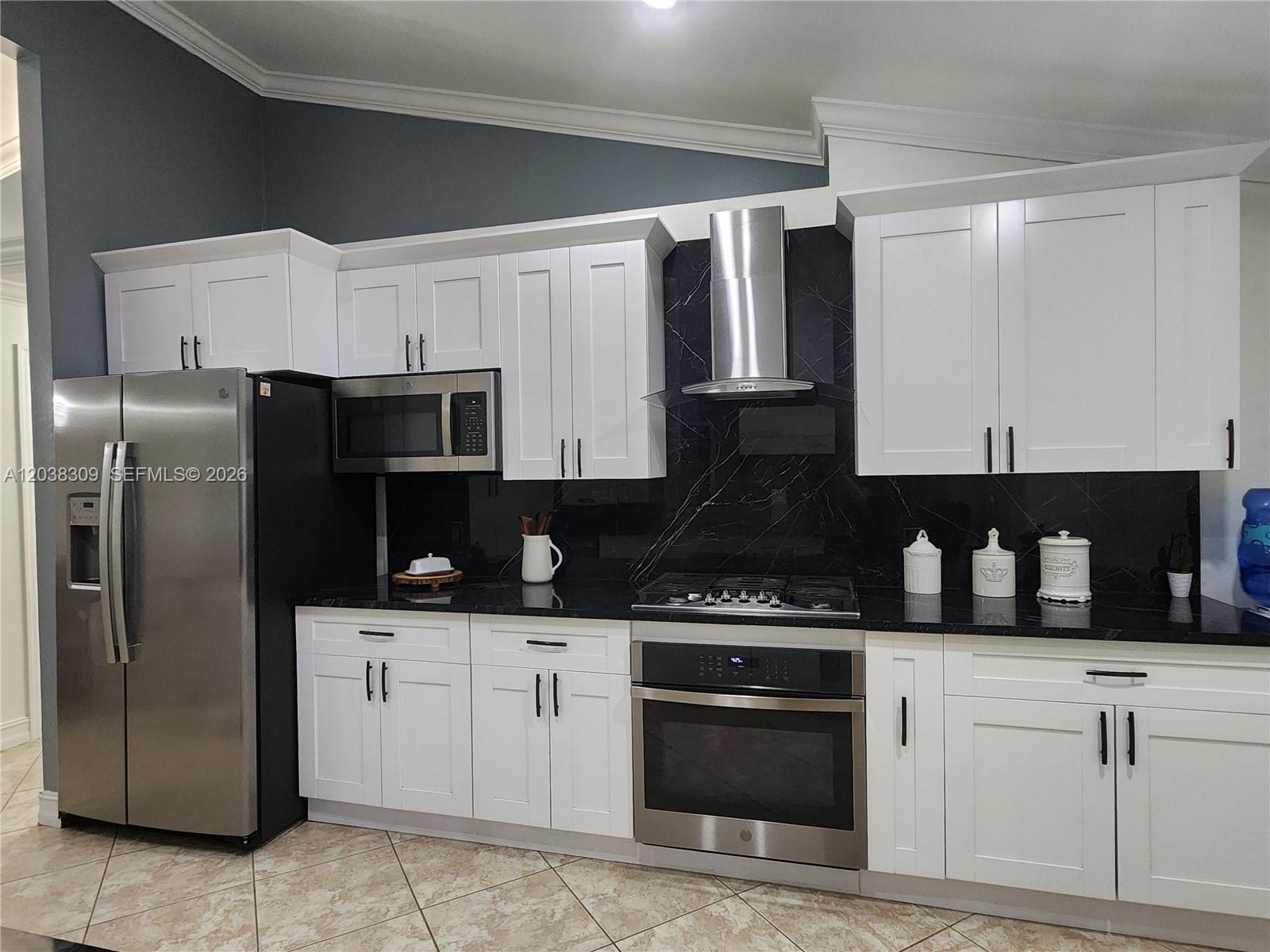 111 2ND ST SE, Naples FL 34117