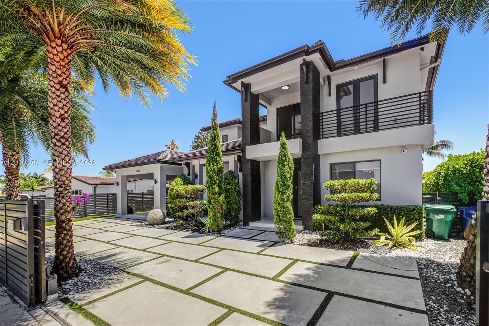 18101 NW 85th Ave, Hialeah FL 33015