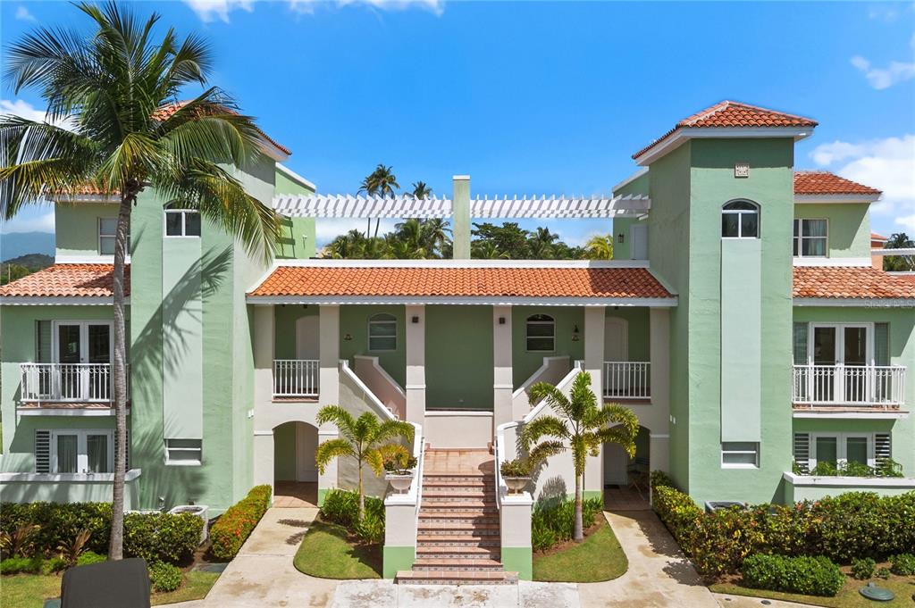 195 CANDELERO DRIVE UNIT 6232