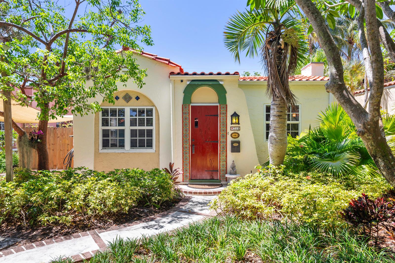 714 Sunset Road, West Palm Beach FL 33401