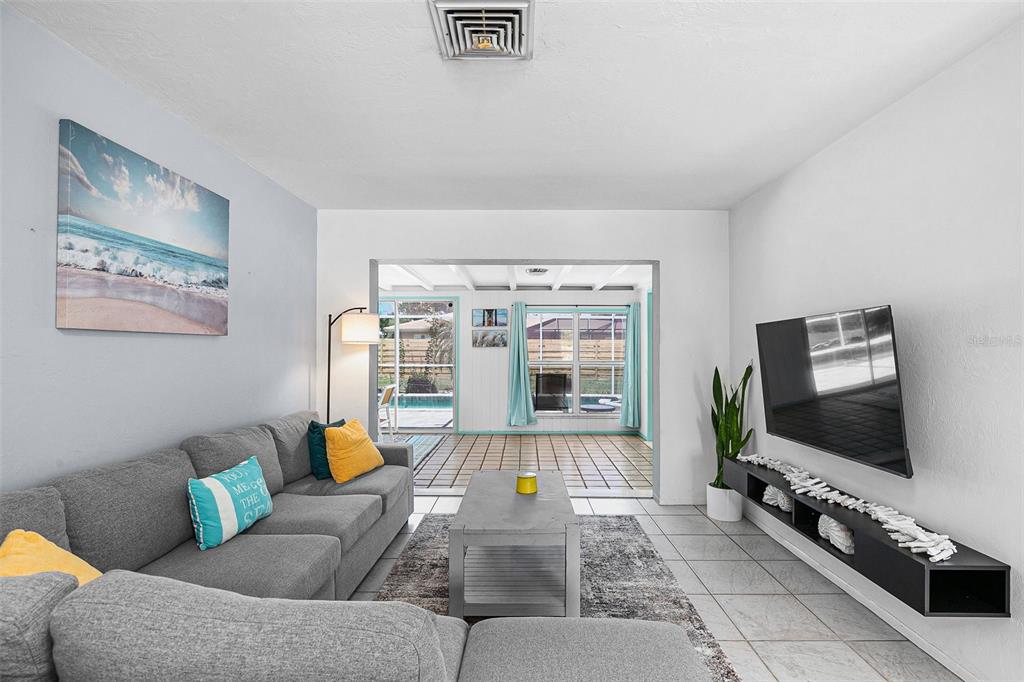 7460 MARIANA DRIVE, SARASOTA, FL — photo 5 of 30