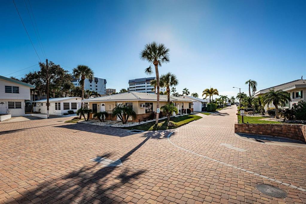 6020 MIDNIGHT PASS ROAD UNIT 52A