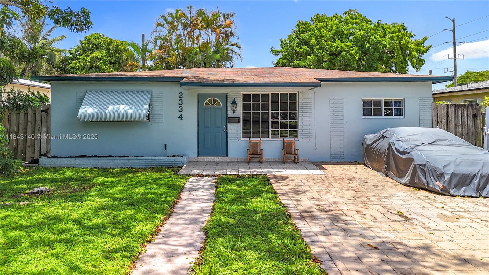 2334 Pierce St, Hollywood FL 33020