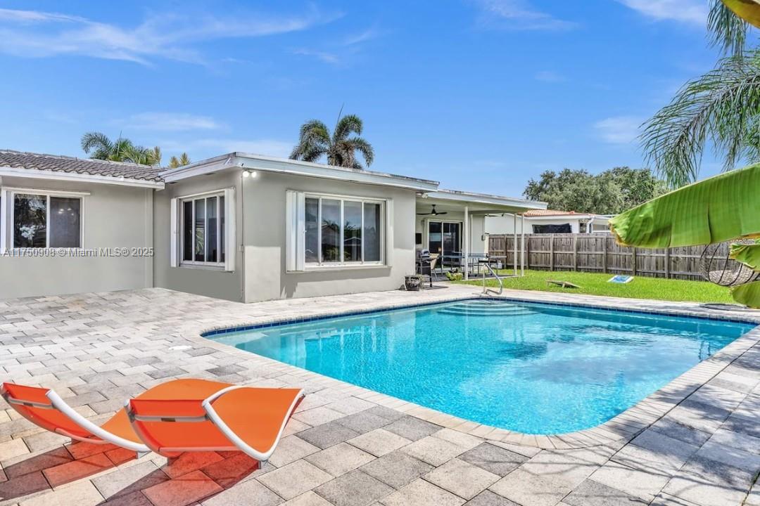 4316 Garfield St, Hollywood FL 33021